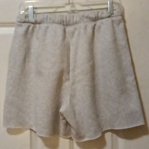 WOMEN'S PINK V.S. SHORTS (NWOT) - Picture 3 of 4